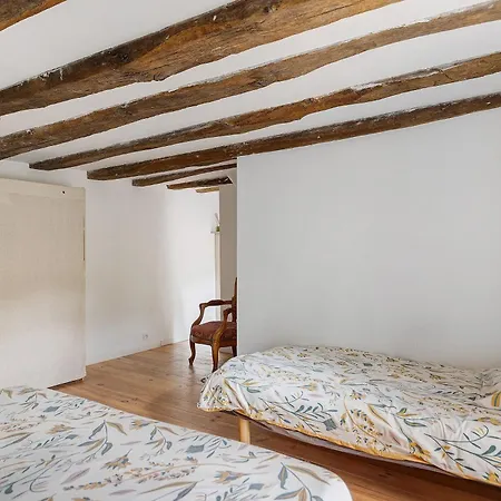 Au Fabuleux Festin Bed & Breakfast La Possonnière