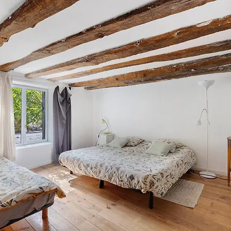 Bed & Breakfast Au Fabuleux Festin 3*