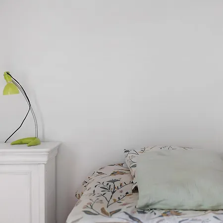 Au Fabuleux Festin Bed & Breakfast