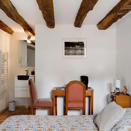 Bed & Breakfast Au Fabuleux Festin 3*